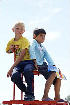 4-5 августа 2007 г., с. Верх-Обское   Культурно-спортивный праздник "Кубок Евдокимова" <br>
<i> (фото Кристины Красниковой) </i>