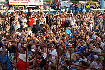 4-5 августа 2007 г., с. Верх-Обское   Культурно-спортивный праздник "Кубок Евдокимова" <br>
<i> (фото Кристины Красниковой) </i>