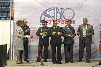 15 мая 2008 г., Барнаул   Первый день выставки "АвтоЭкспо-2008"