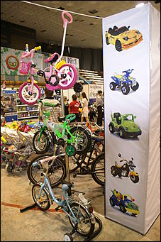 15 мая 2008 г., Барнаул   Первый день выставки "АвтоЭкспо-2008"