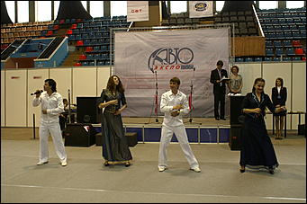 15 мая 2008 г., Барнаул   Первый день выставки "АвтоЭкспо-2008"