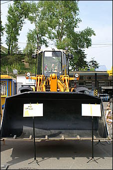 15 мая 2008 г., Барнаул   Первый день выставки "АвтоЭкспо-2008"