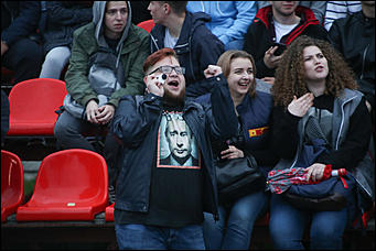 14 июня 2018 г., Барнаул. Екатерина Смолихина   Вперед, Россия: фоторепортаж с барнаульской фан-зоны ЧМ по футболу