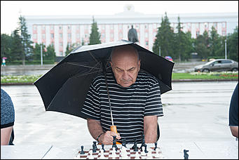 21 июля 2017 г., Барнаул   Алтайские шахматисты не сдаются, как прошел сеанс одновременной игры.