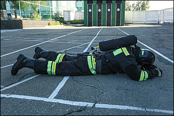 16 августа 2017 г., Барнаул. Екатерина Смолихина   Тягание штанги и перетаскивание автомобиля: алтайские спасатели посоревновались в кроссфите 