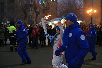 9 декабря 2018 г., Барнаул   Огонь, иди со мной: как в Барнауле провели эстафету к зимней Универсиаде