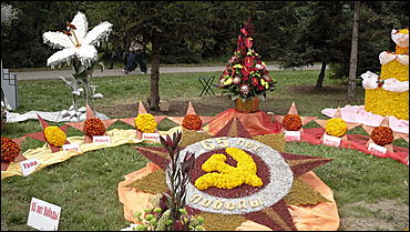 4 сентября 2010 г., Барнаул   Праздник цветов «Живет на свете красота»