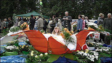 4 сентября 2010 г., Барнаул   Праздник цветов «Живет на свете красота»