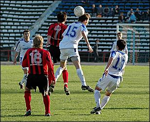 15 мая 2006 г, Барнаул   <P>"Динамо" (Барнаул) - "Иртыш-1946" [2:0]</P>