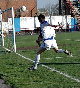 15 мая 2006 г, Барнаул   <P>"Динамо" (Барнаул) - "Иртыш-1946" [2:0]</P>