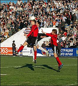 15 мая 2006 г, Барнаул   <P>"Динамо" (Барнаул) - "Иртыш-1946" [2:0]</P>