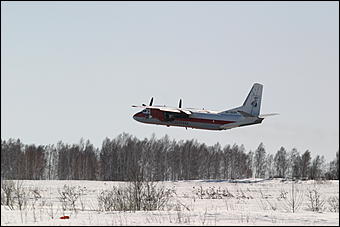 11 марта 2006 г., г. Бийск   Тренировка лесных пожарных<BR><EM>(Фото Георгия Блинова и Ольги Комиссаровой</EM> )