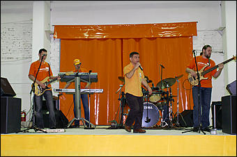 21 октября 2006 г., Барнаул   Открытие гипермаркета строительных материалов "Формула м2". Павловский тракт, 49/3