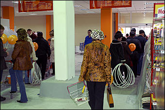 21 октября 2006 г., Барнаул   Открытие гипермаркета строительных материалов "Формула м2". Павловский тракт, 49/3