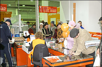 21 октября 2006 г., Барнаул   Открытие гипермаркета строительных материалов "Формула м2". Павловский тракт, 49/3