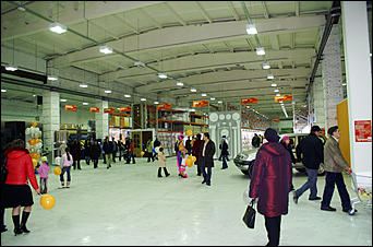 21 октября 2006 г., Барнаул   Открытие гипермаркета строительных материалов "Формула м2". Павловский тракт, 49/3