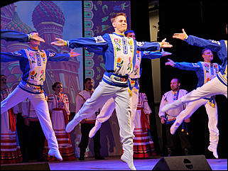 4 ноября 2019 г., Барнаул   Чествование лучших мастеров и праздник национальных культур: как в Барнауле отметили День народного единства  