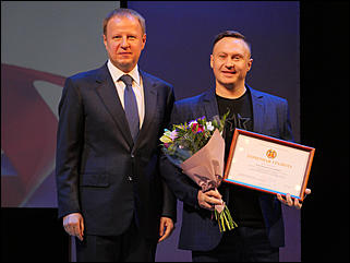 4 ноября 2019 г., Барнаул   Чествование лучших мастеров и праздник национальных культур: как в Барнауле отметили День народного единства  