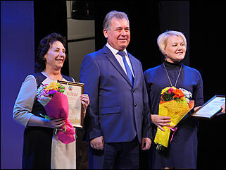 4 ноября 2019 г., Барнаул   Чествование лучших мастеров и праздник национальных культур: как в Барнауле отметили День народного единства  