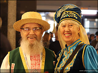 4 ноября 2019 г., Барнаул   Чествование лучших мастеров и праздник национальных культур: как в Барнауле отметили День народного единства  