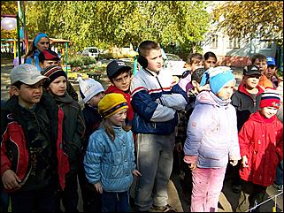 5 октября 2008 г., Барнаул   Праздник Осени в барнаульском дворе