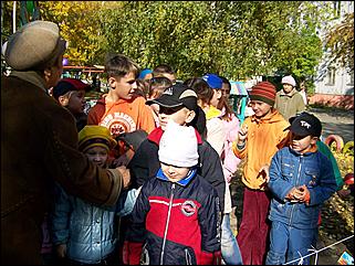 5 октября 2008 г., Барнаул   Праздник Осени в барнаульском дворе