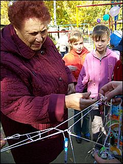 5 октября 2008 г., Барнаул   Праздник Осени в барнаульском дворе