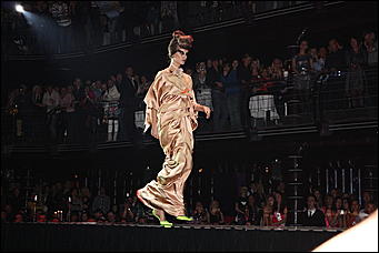 7 ноября 2008 г., Москва   Показ "Грех" от Fresh art