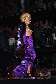 7 ноября 2008 г., Москва   Показ "Грех" от Fresh art