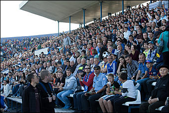 25 август 2016 г., Барнаул © Амител Вячеслав Мельников   "Динамо", вперед! Самые эмоциональные болельщики на матче барнаульской команды с "Енисеем" 