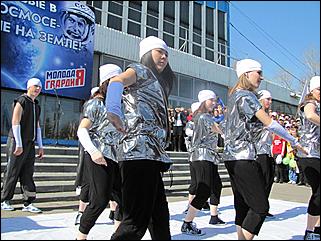 12 апреля 2011 г., Барнаул   Молодежное шествие «Первые в космосе – первые на Земле»