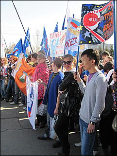 12 апреля 2011 г., Барнаул   Молодежное шествие «Первые в космосе – первые на Земле»