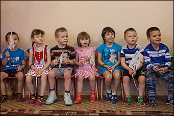 6 марта 2013г. Барнаул   Сертификат на 1 миллион 150 тысяч получил Барнаульский детский дом №7