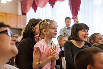6 марта 2013г. Барнаул   Сертификат на 1 миллион 150 тысяч получил Барнаульский детский дом №7