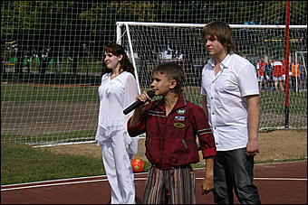 23 августа 2009 г., Барнаул   Открытие спортивной площадки в Железнодорожном районе Барнаула 