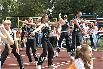 23 августа 2009 г., Барнаул   Открытие спортивной площадки в Железнодорожном районе Барнаула 