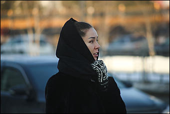 12 января 2018 г., Барнаул. Екатерина Смолихина   Тепло ли тебе, девица: жительницы Барнаула на зимних улицах