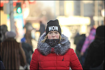 12 января 2018 г., Барнаул. Екатерина Смолихина   Тепло ли тебе, девица: жительницы Барнаула на зимних улицах