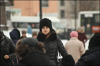 12 января 2018 г., Барнаул. Екатерина Смолихина   Тепло ли тебе, девица: жительницы Барнаула на зимних улицах