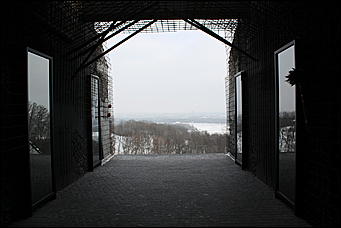 3 января 2009г., Киев, Украина   Мемориальный комплекс памяти жертв Голодомора в Киеве 