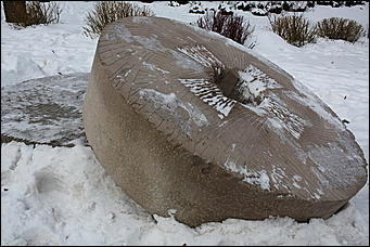 3 января 2009г., Киев, Украина   Мемориальный комплекс памяти жертв Голодомора в Киеве 