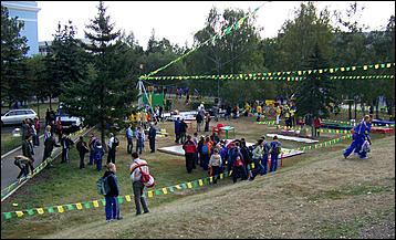 15 сентября 2007 г., Барнаул   В Барнауле на пл.Сахарова началось празднование Дня города 