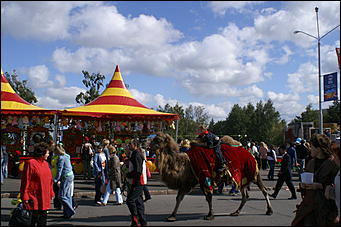 15 сентября 2007 г., Барнаул   В Барнауле на пл.Сахарова началось празднование Дня города 