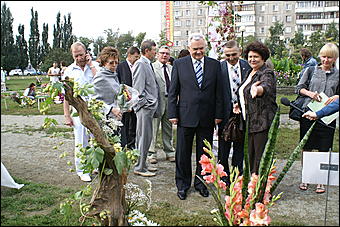 22 августа 2009 г., Барнаул   День рождения Барнаула - выставка цветов и "Город мастеров"