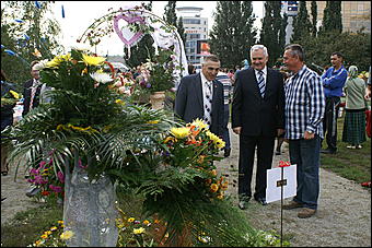 22 августа 2009 г., Барнаул   День рождения Барнаула - выставка цветов и "Город мастеров"