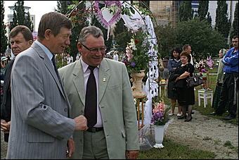 22 августа 2009 г., Барнаул   День рождения Барнаула - выставка цветов и "Город мастеров"