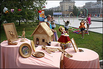 22 августа 2009 г., Барнаул   День рождения Барнаула - выставка цветов и "Город мастеров"