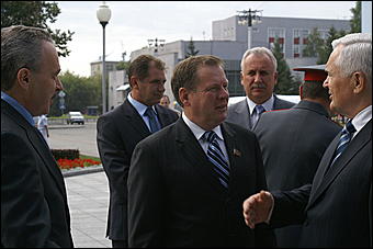 22 августа 2009 г., Барнаул   День рождения Барнаула - выставка цветов и "Город мастеров"