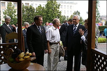 22 августа 2009 г., Барнаул   День рождения Барнаула - выставка цветов и "Город мастеров"