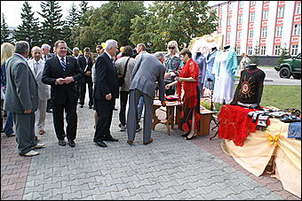 22 августа 2009 г., Барнаул   День рождения Барнаула - выставка цветов и "Город мастеров"